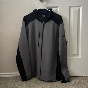 The North Face Men’s Softshell Long sleeve Jacket